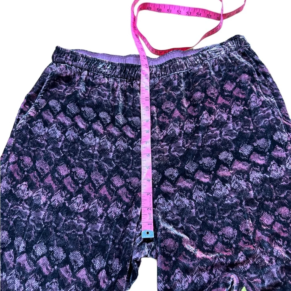 JOHNNY WAS: NWT Ulla Floral-Embroidered Velvet Pants -Size XL - Picture 9 of 15